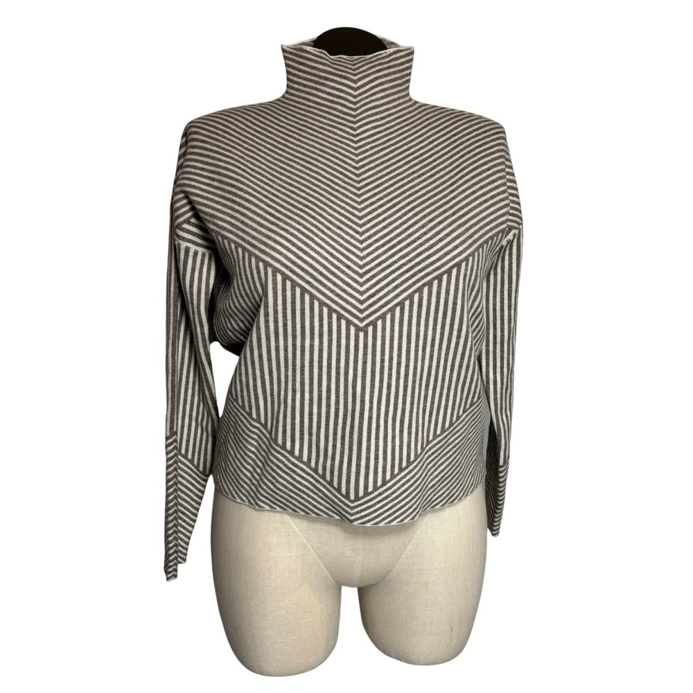 Tahari Women Gray‎ White Striped Turtleneck Sweater Size M Knit Long Sleeve